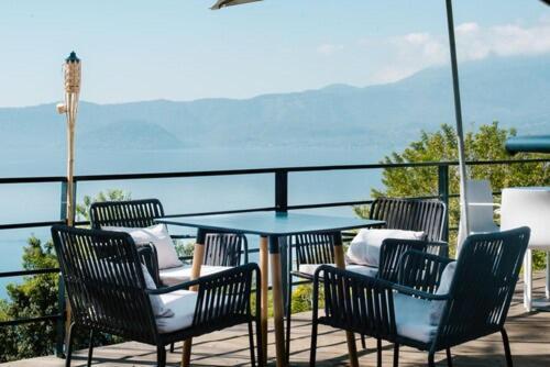 Cardedeu Hotel Lago De Coatepeque El Congo Luaran gambar